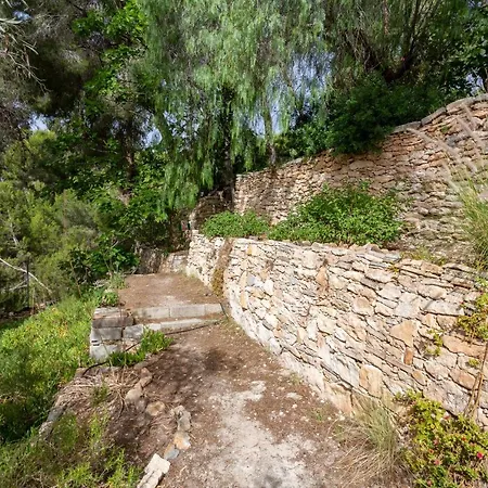 Pedrizas Villa *